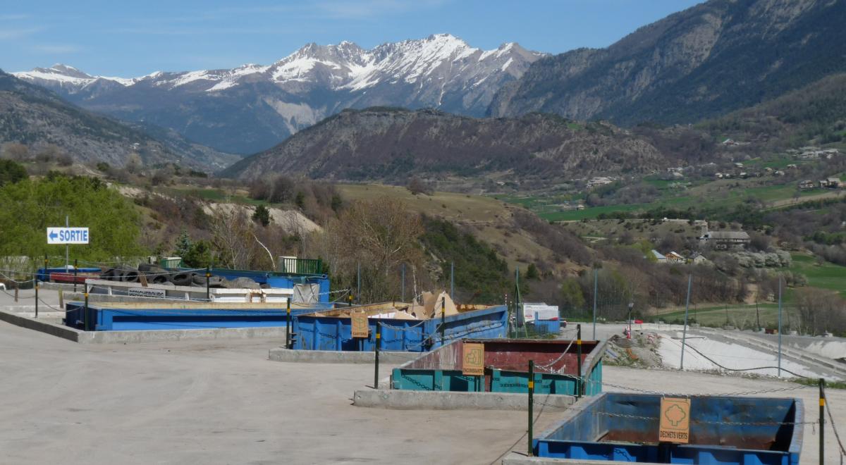 déchèterie embrun.JPG