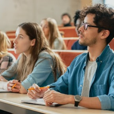 Etudiants Etudiants